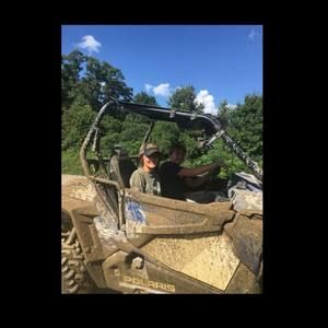 Meet your Posher, Alexis